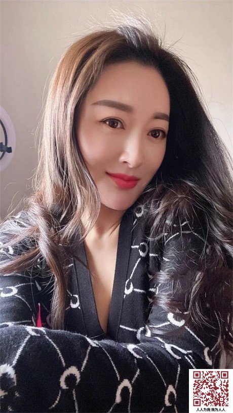 【新片速遞】 ❣️推荐❣️颜值极品少妇【亦可馨】极品身材御姐，撸点极高，高连体丝袜情趣诱惑，掰穴自慰15V[384M/MP4/01:13:10]