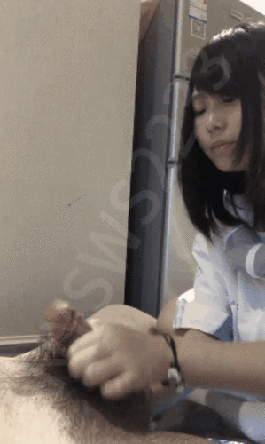 【新片速遞】23号事务所可爱小妹只是她的伪装，辣手摧蛋下手狠辣。[111M/MP4/05:06]