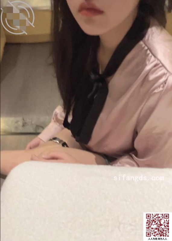 【新片速遞】√ 外站操逼大神正义君 偷情老婆前凸后翘的闺蜜 注意听对话,被我狠狠收拾,直接操破防 [460MB/MP4/34:05]