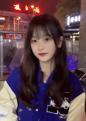 【新片速遞】【某某门事件】第413弹 湖南株洲清纯学生妹张双不雅视频泄密 可爱的邻家少女居然在公交车上口交！[65.03M/MP4/00:01:03]