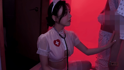 【新片速遞】韩国AVCHU-103 Female DOMINATION TEASES 2 DICKS 女优：Chuchu [1.91G/MP4/54:53]