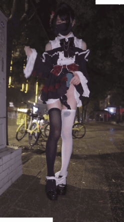 【新片速遞】精品推荐推特超人气伪娘『曦曦xixiyaxixi1』会员T026-T029 COS装户外露出自慰4V[1.28GB/MP4/00:48:49]